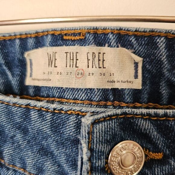 EUC WE THE FREE FREE PEOPLE HI RISE MOM JEAN SIZE 28 - Picture 9 of 15